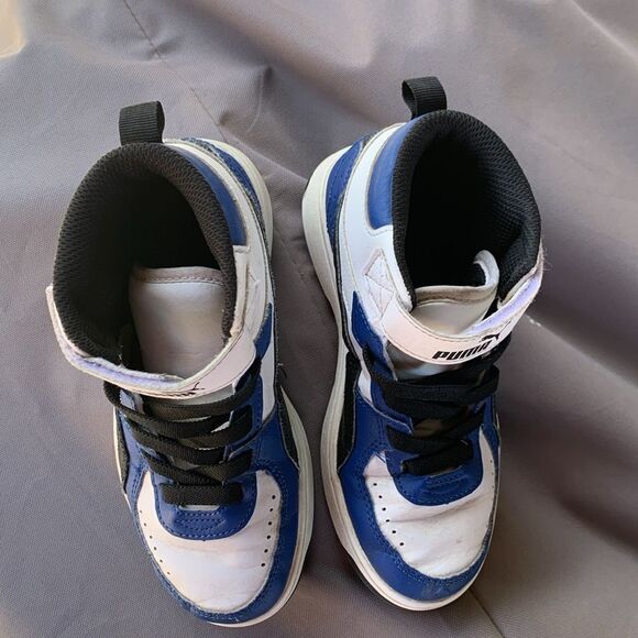 Take 50% OFF- Puma Blue and White Boys Sneakers with Classic Design, Size-1C - Picture 5 of 8